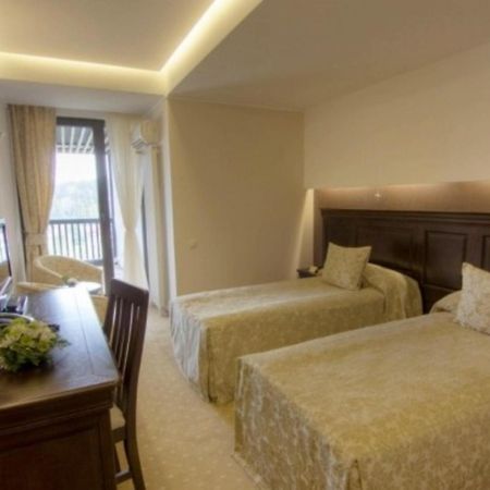 Alpin Aparthotel 2302 Poiana Brasov Bagian luar foto