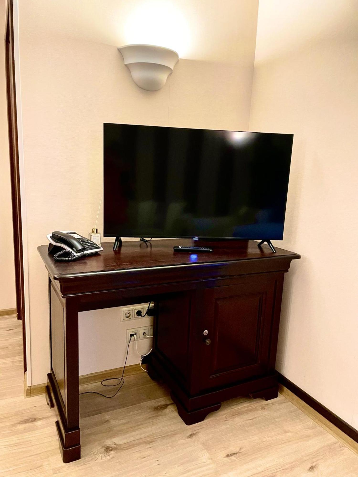 Alpin Aparthotel 2302 Poiana Brasov Bagian luar foto